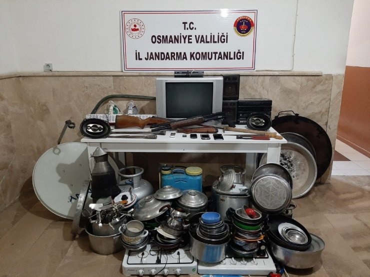 JASAT ekipleri 4 hırsızlık şüphelisini suçüstü yakaladı