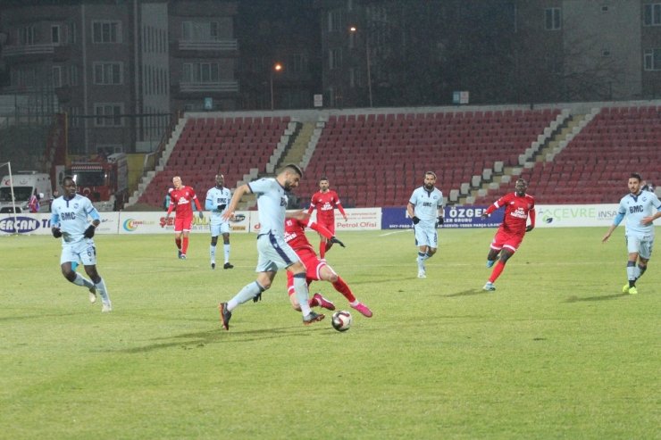 TFF 1. Lig: Balıkesirspor: 1 - Adana Demirspor: 6