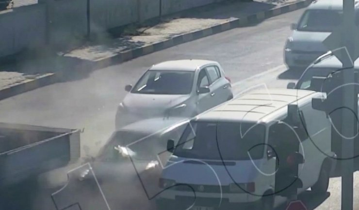 Van ve Muş’ta meydana gelen trafik kazaları mobese kameralarına takıldı