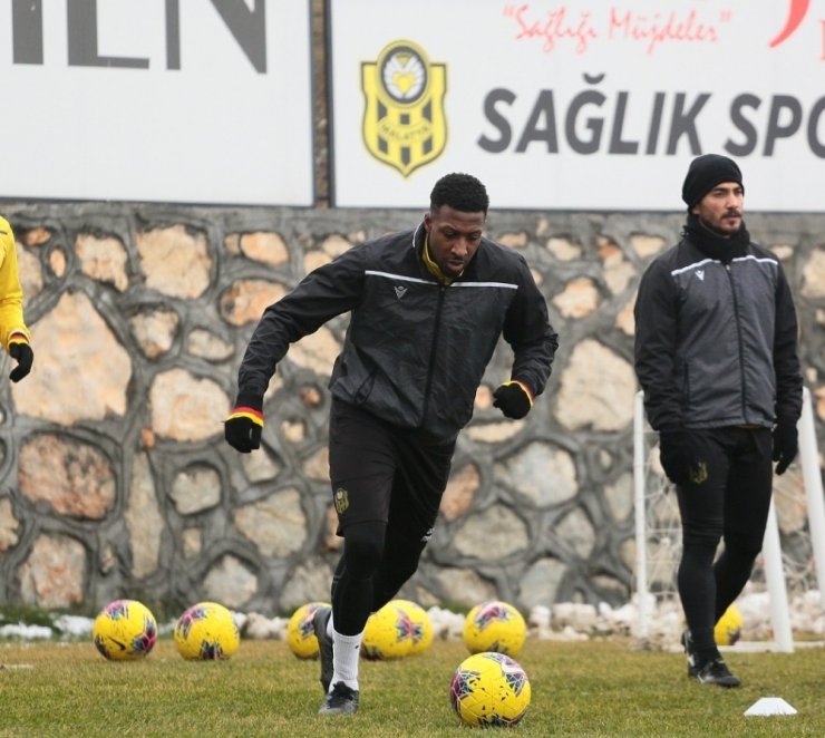 Yeni Malatyaspor’da kupa mesaisi başladı