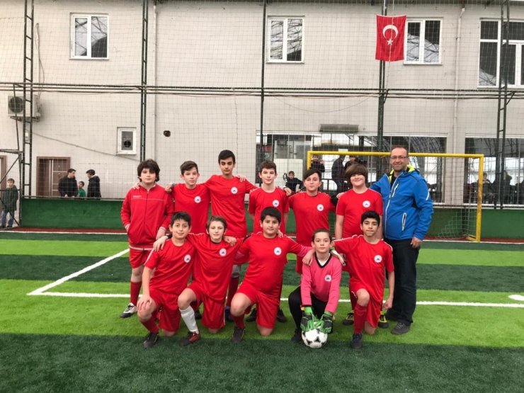 Minikler Futbol Turnuvası’nda maçlar devam ediyor