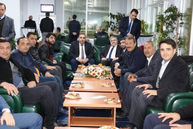 Akçakale Belediye koşusunun şampiyonu İsa Akyavuz oldu