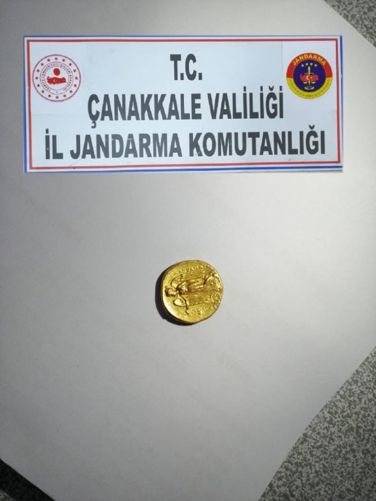 Gelibolu’da tarihî eser arayan şahıs dedektörle yakalandı