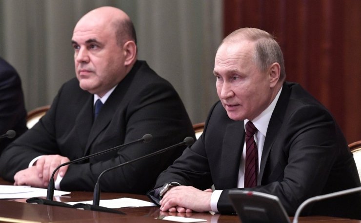 Rusya’nın yeni Başbakanı Mişustin, Putin’e yeni kabineyi tanıttı