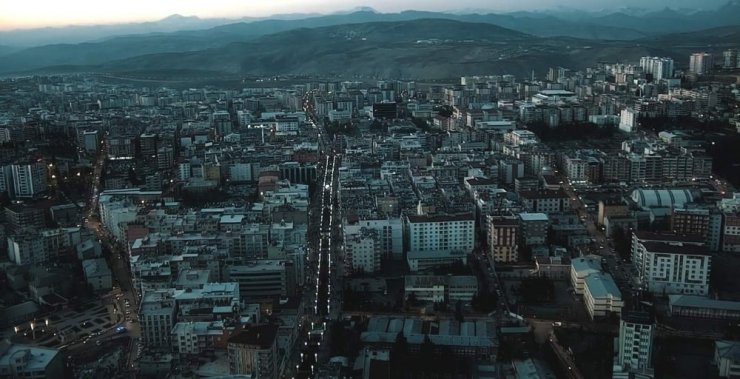 Siirt Emniyeti 13 insansız hava aracı ve 9 personelle 24 saat görev başında
