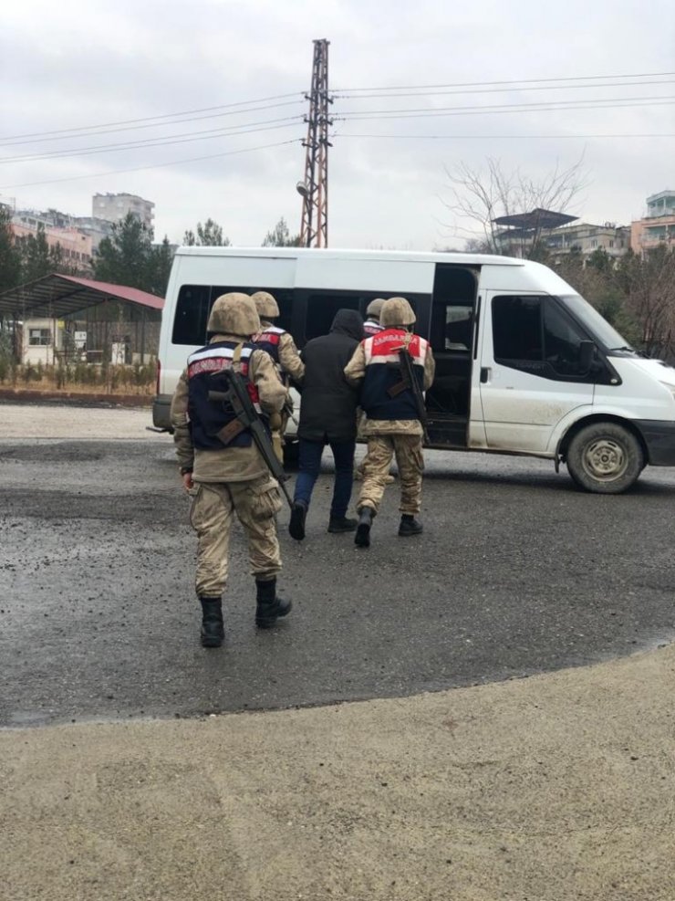 Sosyal medya üzerinden terör propagandası yapan 1 kişi gözaltına alındı