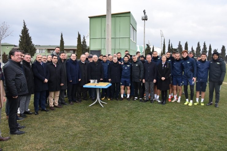 Akhisar, Akhisarspor için kenetlendi