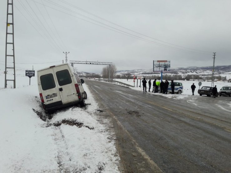 Tokat’ta kar yağışı ve buzlanma kazalara neden oldu
