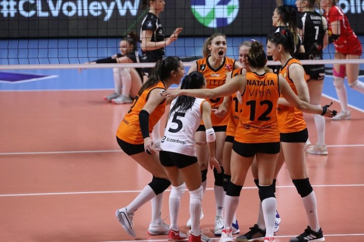 2020 CEV Şampiyonlar Ligi: Eczacıbaşı VitrA: 3 - LP Salo: 0