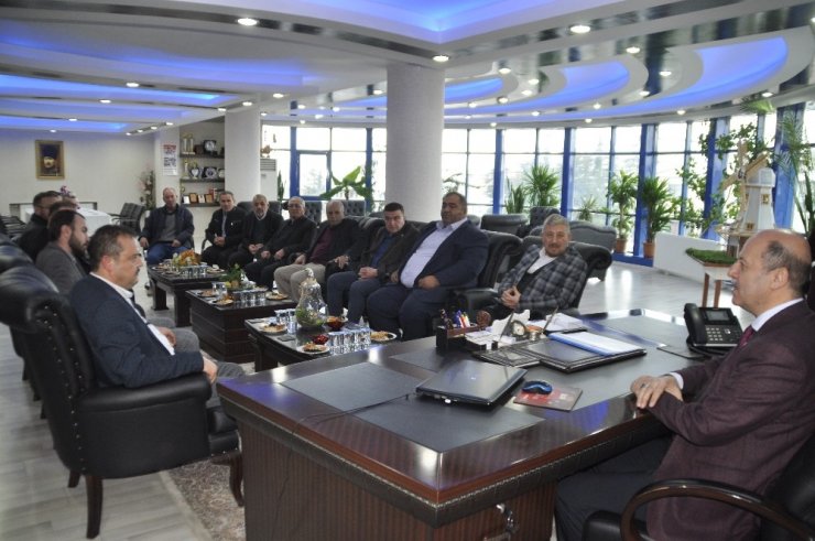 AK Parti Genel Merkez Yerel Yönetimler Bölge Sorumlusu Abdurrahman Öz’ün Şuhut ziyareti