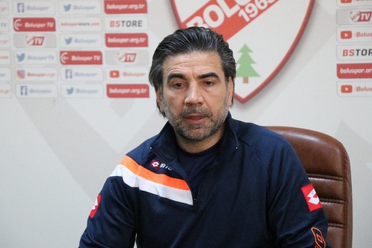 Boluspor Teknik Direktörü Özköylü, basın toplantısında isyan etti