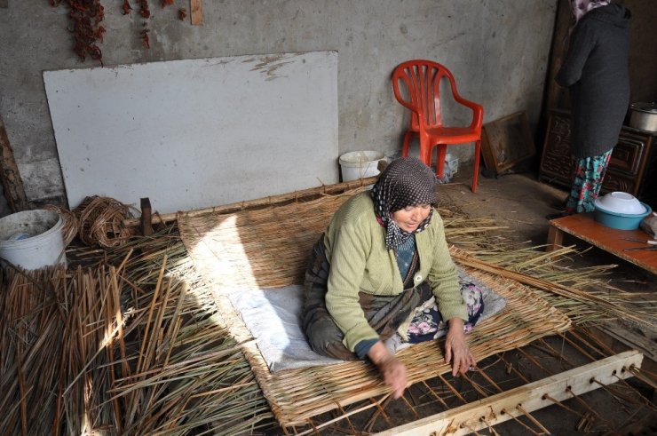 Zamana direnen meslek; ’Hasırcılık’