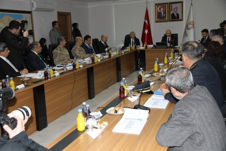 Bakan Soylu: “Dicle’nin, Fırat’ın kuzularını uyuşturucu çakallarına kaptırmayalım”