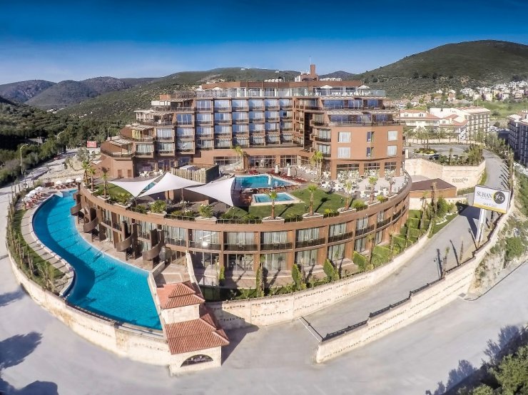 Kuşadası’nda 5 yıldızlı otel icradan satışa çıkarıldı