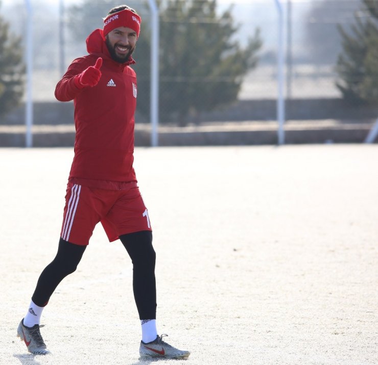 Sivasspor, soğuğu fırsata çeviriyor