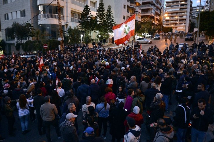 Lübnan’da yeni hükümet kuruldu