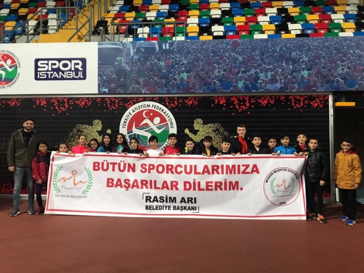 Nevşehir Belediyesporlu sporcular atletizmde 3 madalya kazandı