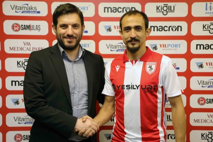 Samsunspor Burak Çalık ile 1,5 yıllık sözleşme imzaladı