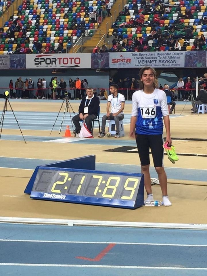 Kozluklu atletten iki altın madalya