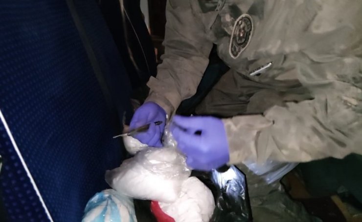 Van’da 4 kilo 244 gram metamfetamin ele geçirildi