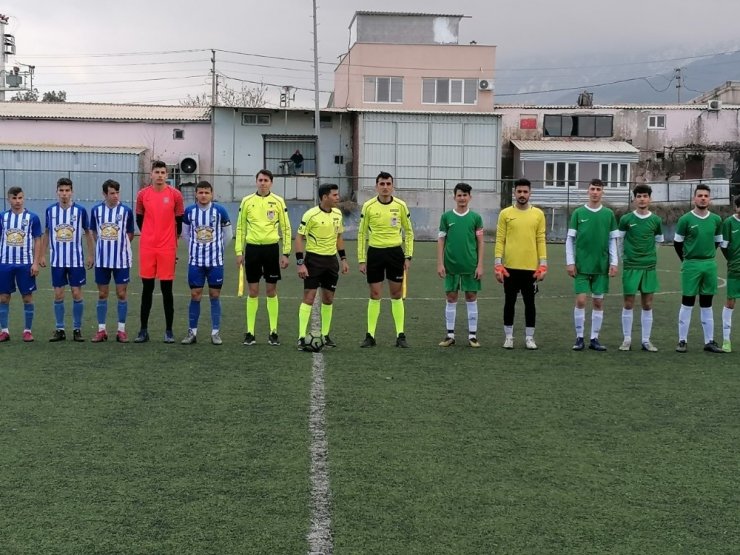Yunusemre U19 takımı galibiyet serisini sürdürdü