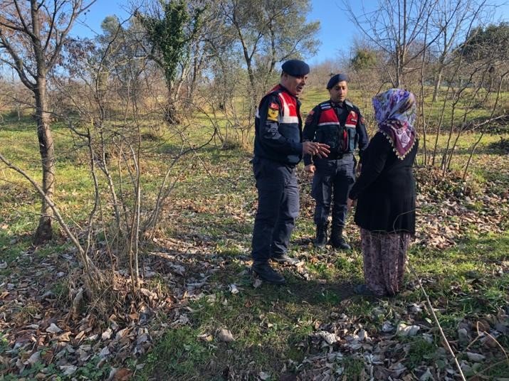 3 gündür haber alınamayan Asiye, evine 50 metre uzaklıktaki odunlukta bulundu