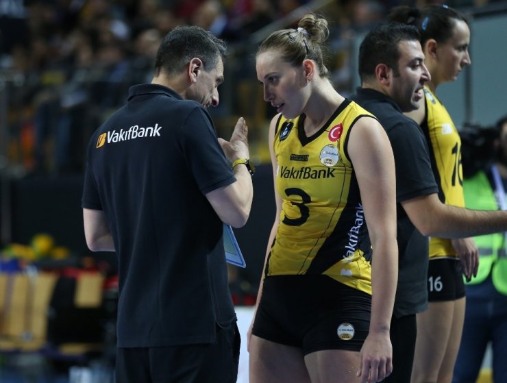 VakıfBank, Maribor’a set vermedi