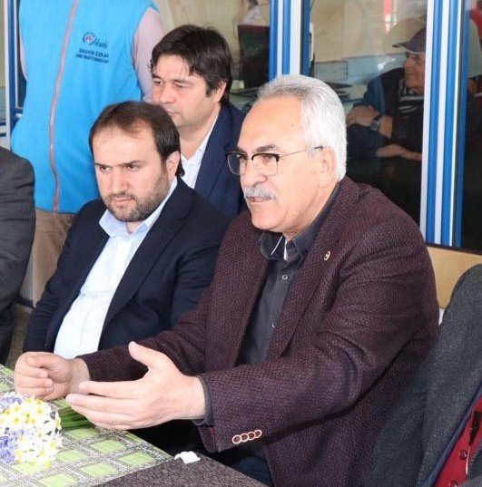 AK Parti Antalya Milletvekili Aydın ve eşi trafik kazası geçirdi