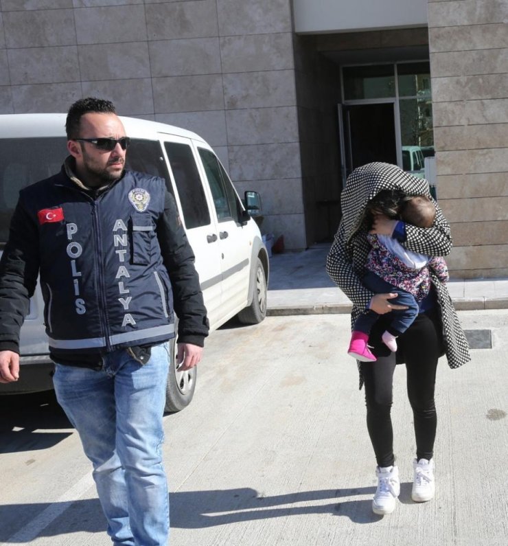 Emlakçıya kahve bahaneli şantaj ve gaspa 6 gözaltı