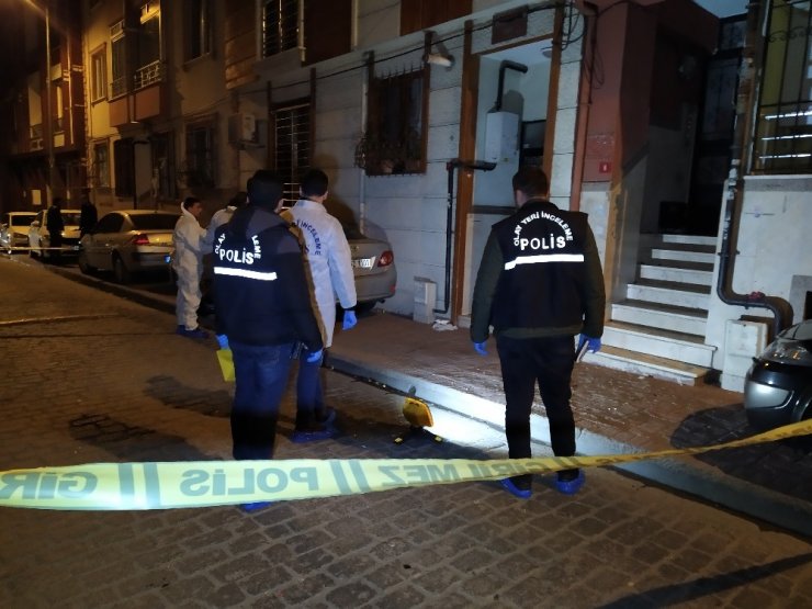 Beyoğlu’nda iki farklı adrese EYP atıldı