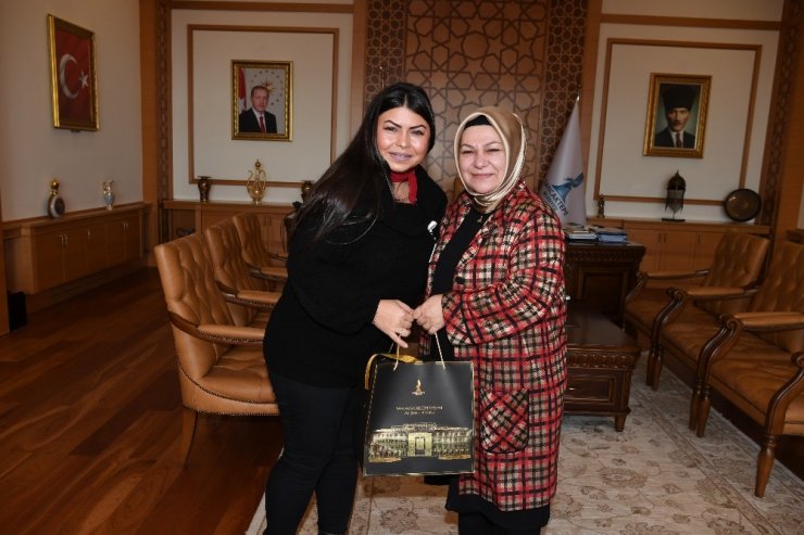 Kadının Fendi hırsızı yendi