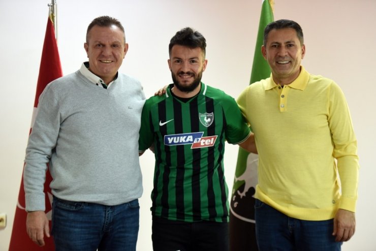 Özgür Çek Denizlispor’da