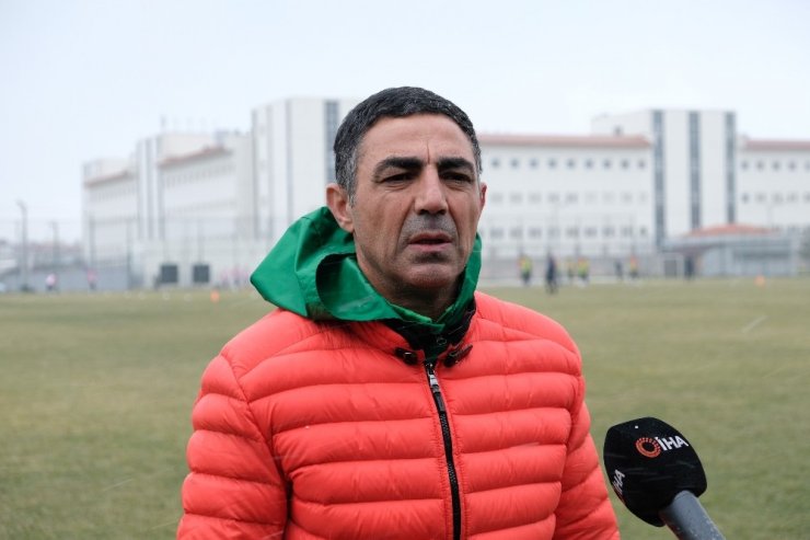 Eskişehirspor gençleriyle hayata dönmek istiyor