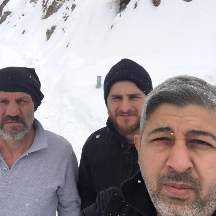 İstasyonda mahsur kalan HES işçileri kurtarıldı