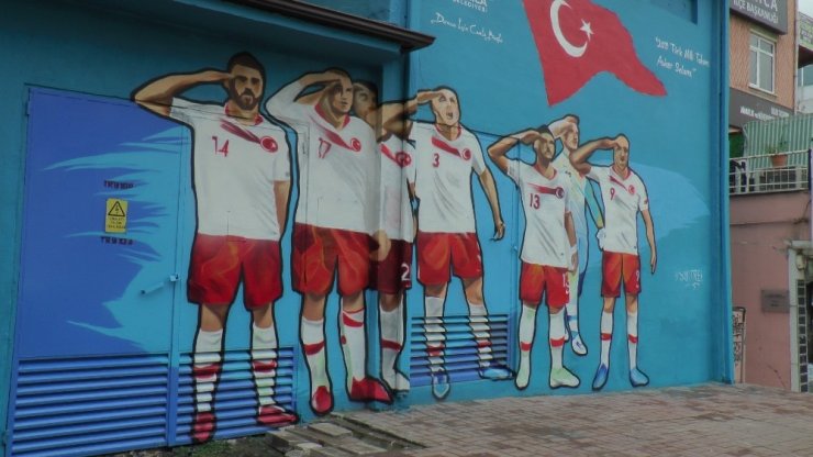 Milli Takım’ın asker selamı Kocaeli’de ölümsüzleştirildi