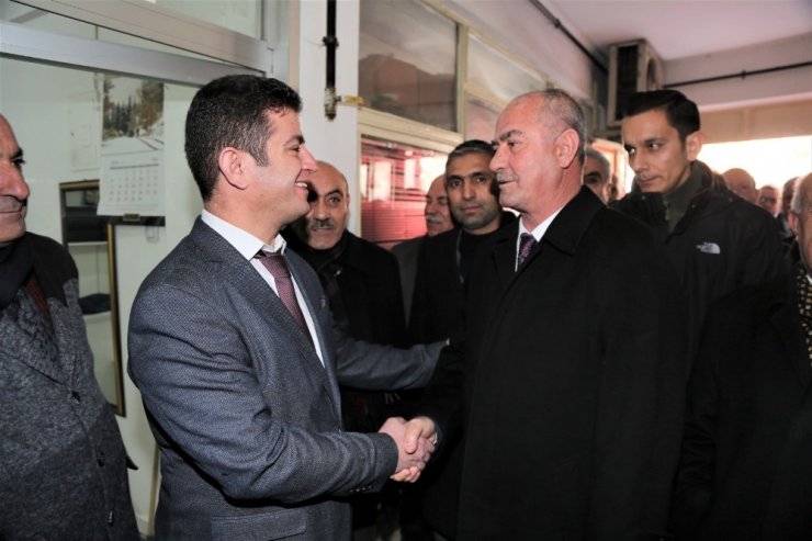Başkan Akman’dan İlçe Başkanı Başdinç’e ‘hayırlı olsun’ ziyareti