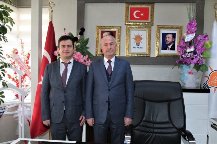 Başkan Akman’dan İlçe Başkanı Başdinç’e ‘hayırlı olsun’ ziyareti