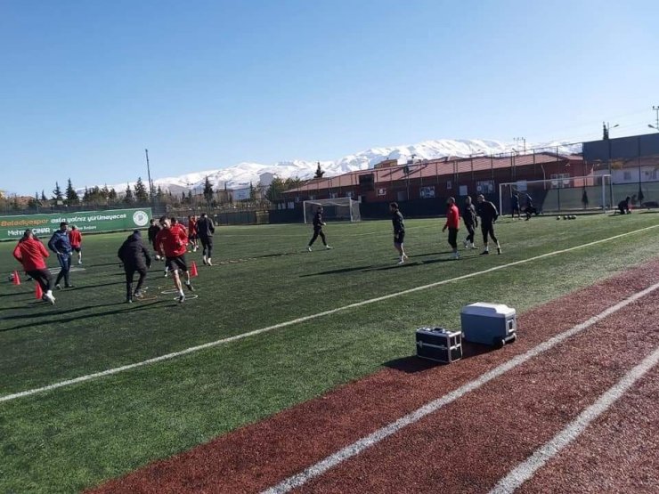 Yeşilyurt Belediyespor’da gözler Darıca maçına çevrildi