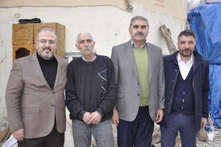 Tunceli’de “Çay sizden, sohbet bizden” projesi