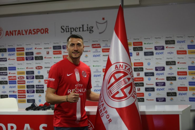 Antalyaspor, Adis Jahovic'i transfer etti
