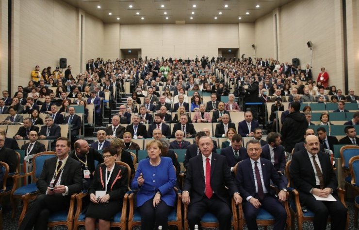 Cumhurbaşkanı Erdoğan: “Libyalı kardeşlerimizin zor zamanlarında yanlarında olmayı sürdüreceğiz”