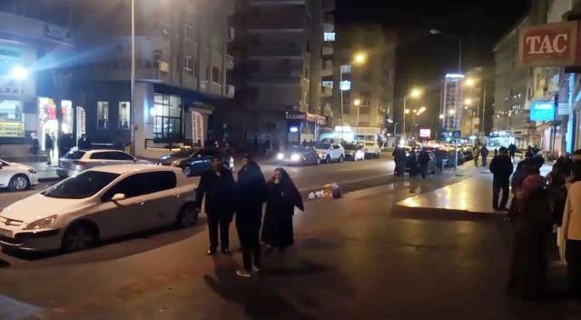 Elazığ’daki deprem Diyarbakır’da paniğe neden oldu