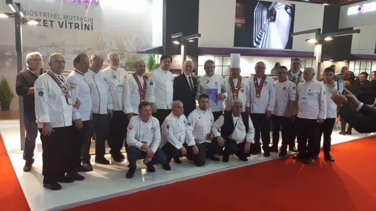 Mutfağın vitrini İnoksdesign, ANFAŞ’ta ziyaretçilerle buluştu