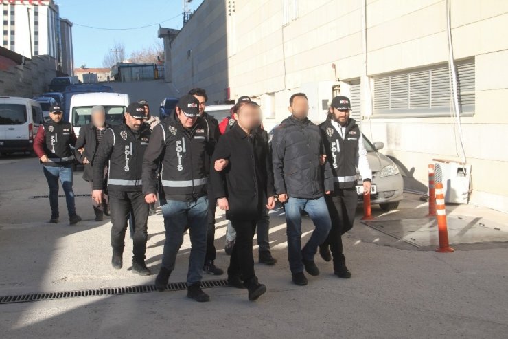 Elazığ merkezli 5 ilde FETÖ/PDY operasyonu: 8 şüpheli adliyeye sevk edildi