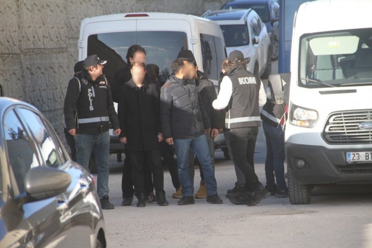 Elazığ merkezli 5 ilde FETÖ/PDY operasyonu: 8 şüpheli adliyeye sevk edildi