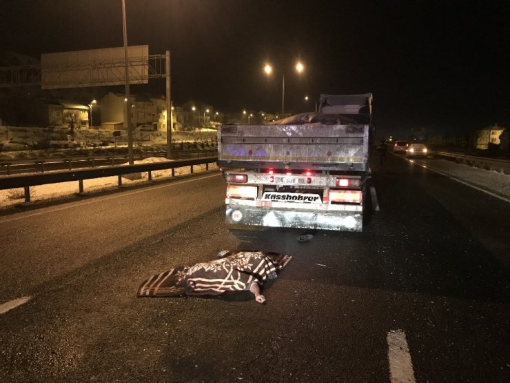 Bilecik’te tırın çarptığı genç kadın hayatını kaybetti