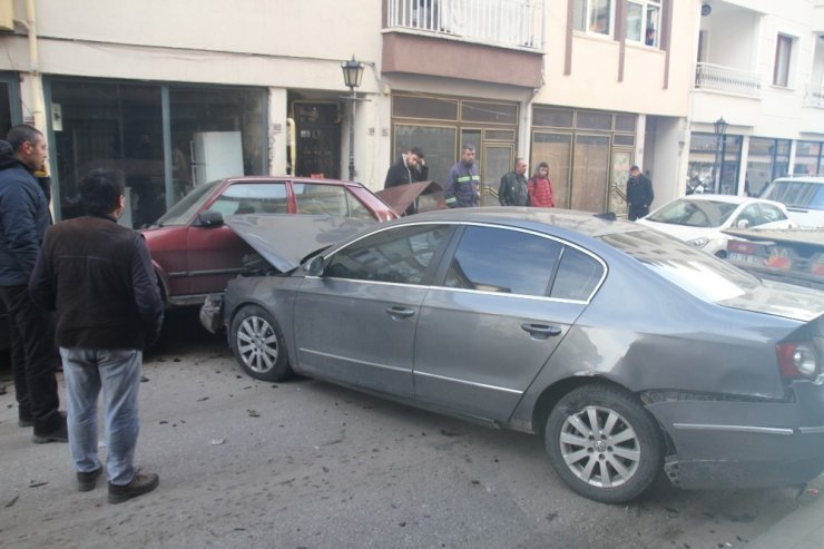 Kırıkkale’de trafik kazası, 2’si ağır 3 yaralı