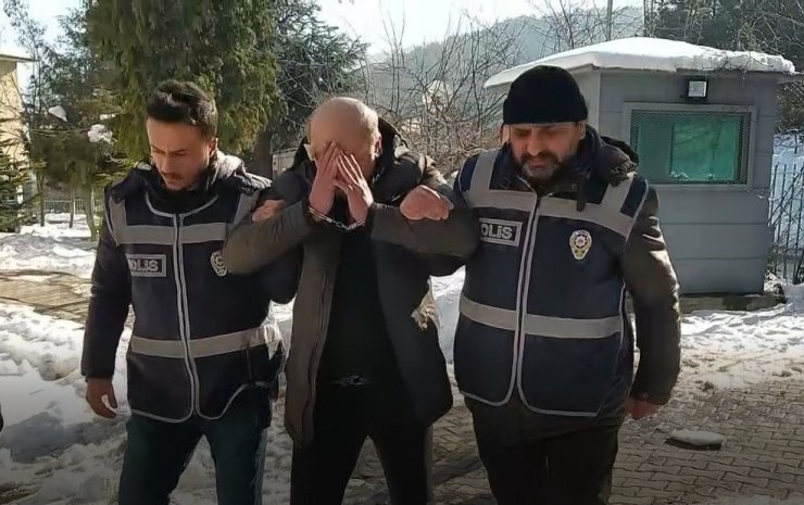 Kütahya’da yakalanan peruklu-fosforlu hırsız Hülya Avşar’ın evini de soymuş