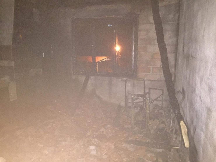 Nazilli’de çıkan yangında küle dönen evde bir kişi yanarak can verdi
