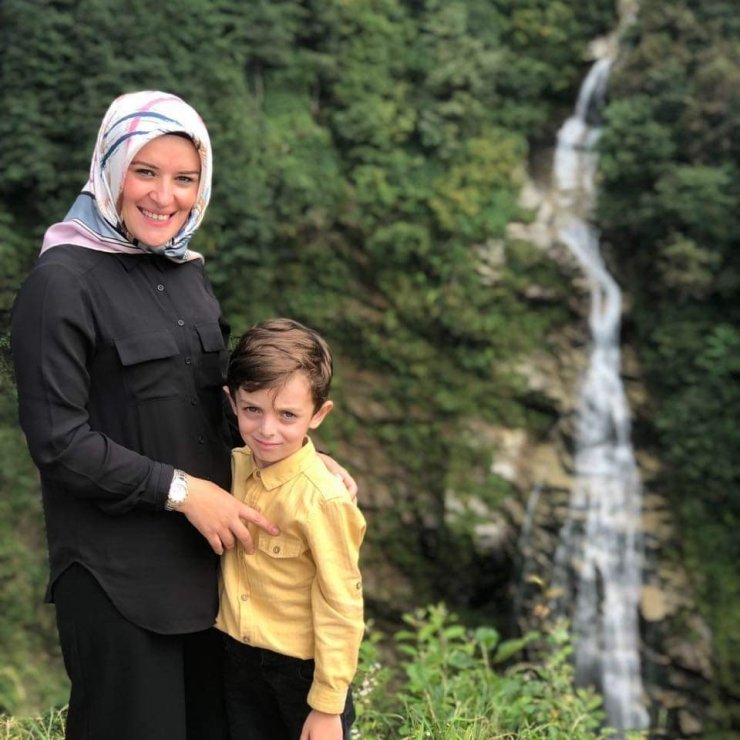 Kartopu oynarken kafasına düşen taşla ölen Metehan son yolculuğuna uğurlandı